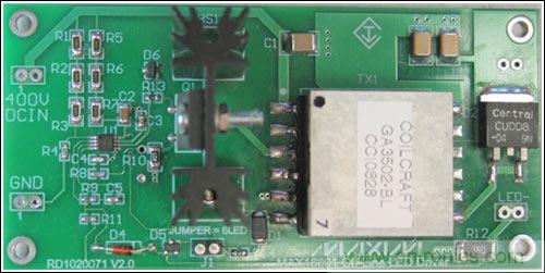 LED驅(qū)動器參考設(shè)計，1.9英寸 x 3.9英寸，雙層板
