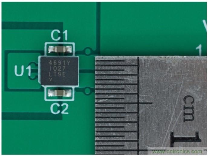 3.6V輸入、雙路輸出µModule降壓穩(wěn)壓器以3mm × 4mm小尺寸為每通道提供2A電流